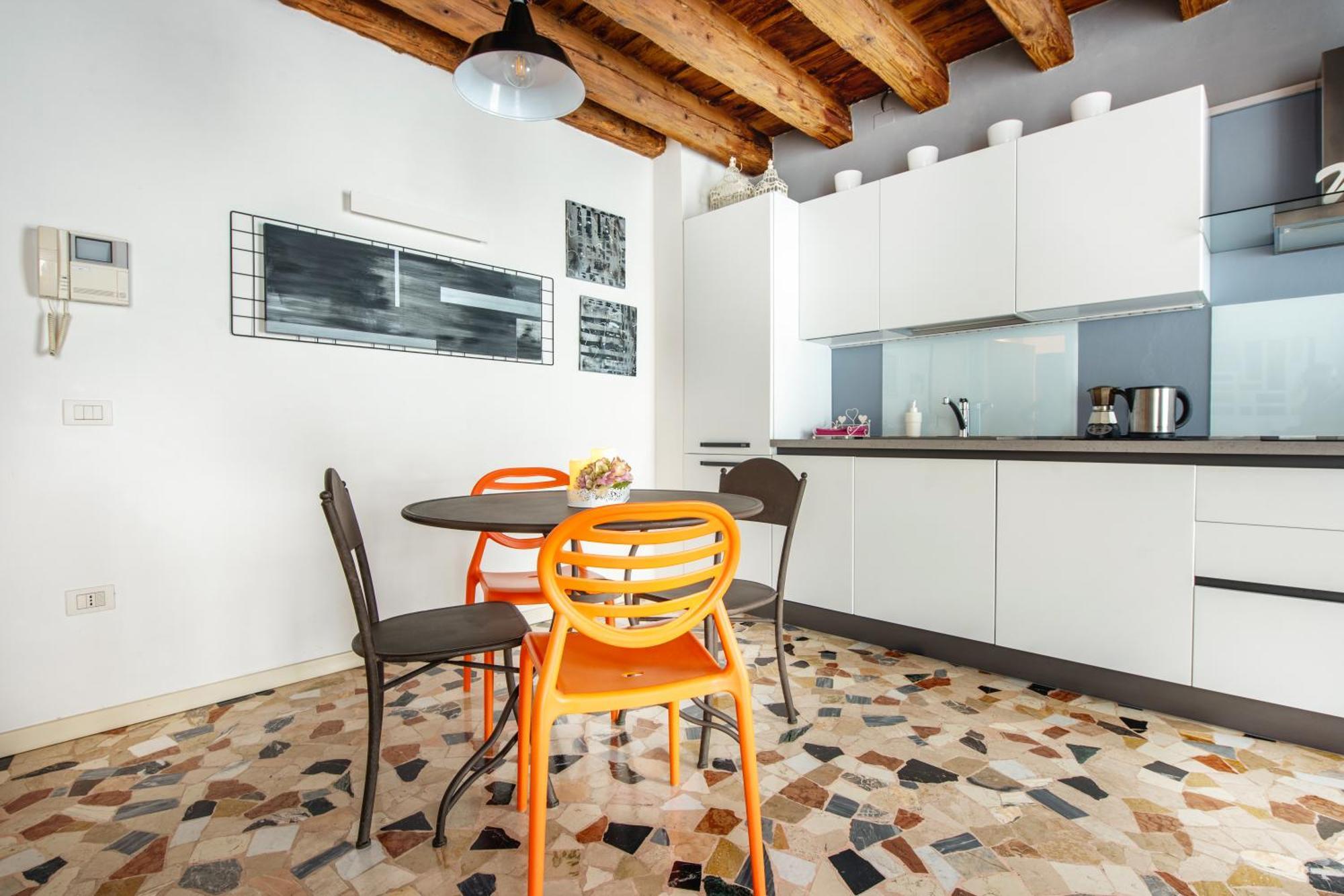 Lovely Apartment In Vicenza Luaran gambar